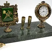 На память: Часы «Геральдические (Луч кварц)» с подставками — фотография 2
