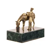 На память: Статуэтка «Горец и лошадь» из бронзы — фотография 4