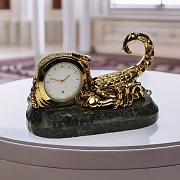 Настольные часы «Скорпион» из бронзы и змеевика в подарок — фотография 1