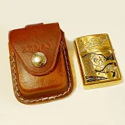 На память: Сувенирная зажигалка Zippo "Хищник" — фотография 3
